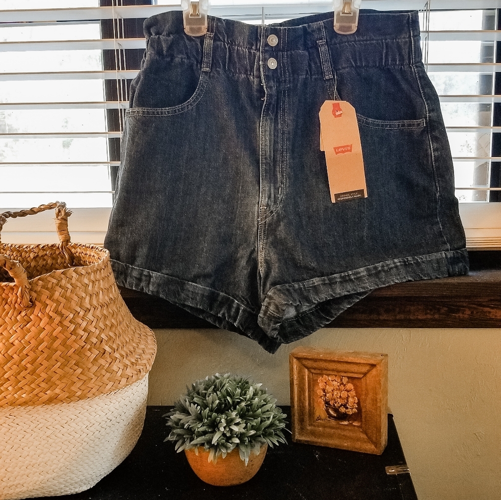 Levi's High-Waisted Paperbag Shorts